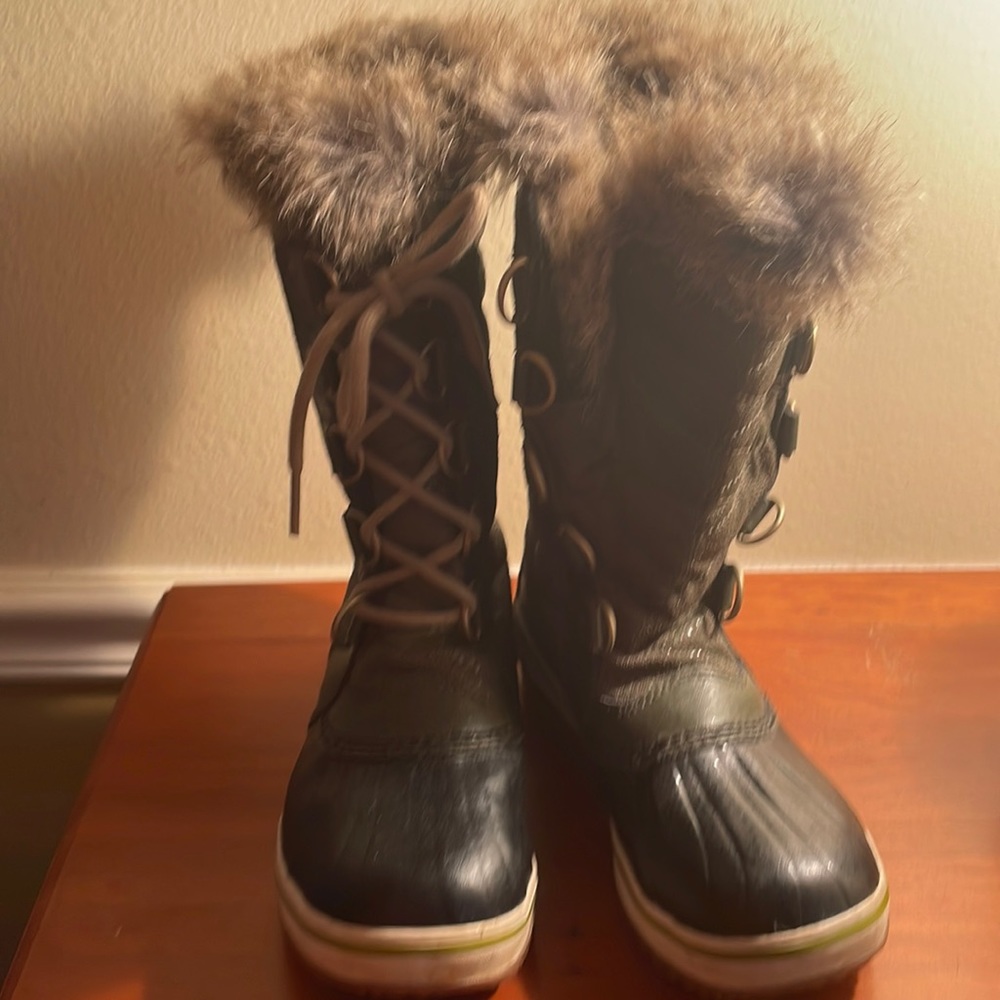 Girl’s Sorel Faux Fur Boots